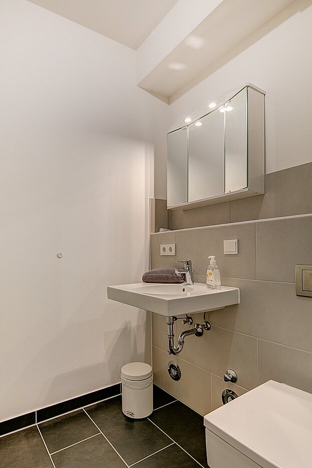 公寓 与 1 房间 | München-Ramersdorf | 70251 | Bad mit...