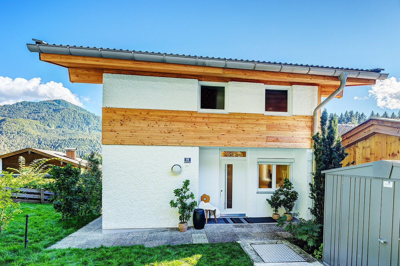 排角屋 与 3 房间 | Kreuth | 70037 | Zugang zum Haus...