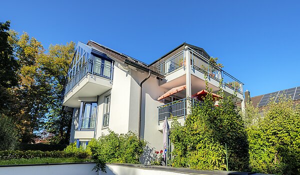 阁楼公寓 与 3 房间 | 70501 | Blick von unten...