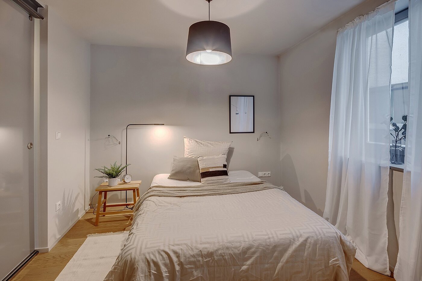 高架层 与 2 房间 | München-Lehel | 2012ML1 | Gemütliches Schlafzimmer...