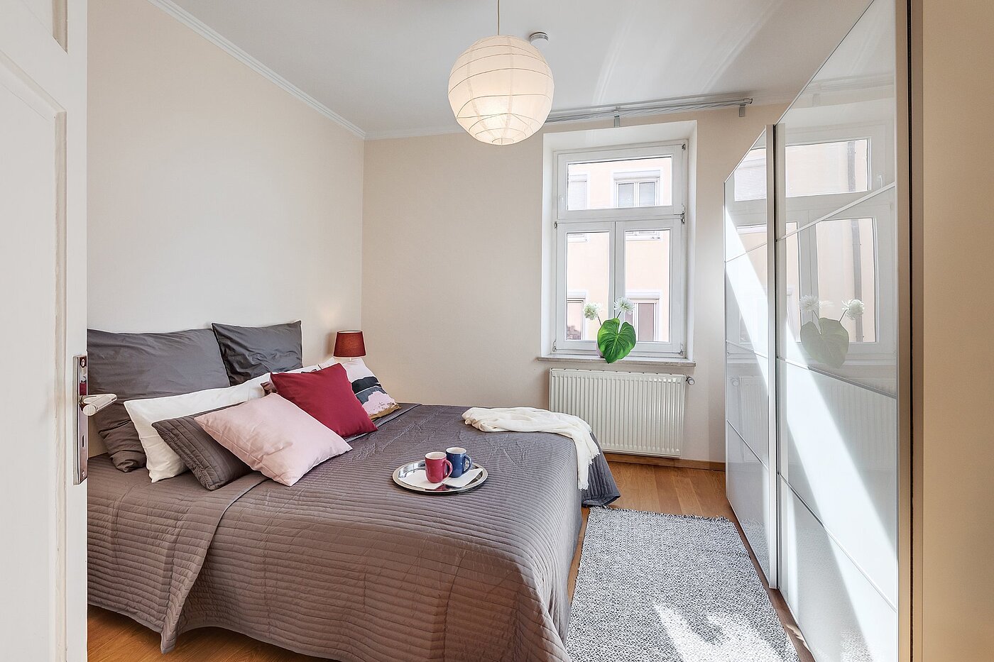 多层公寓 与 2 房间 | München-Neuhausen | 1910ML1 | Schlafzimmer