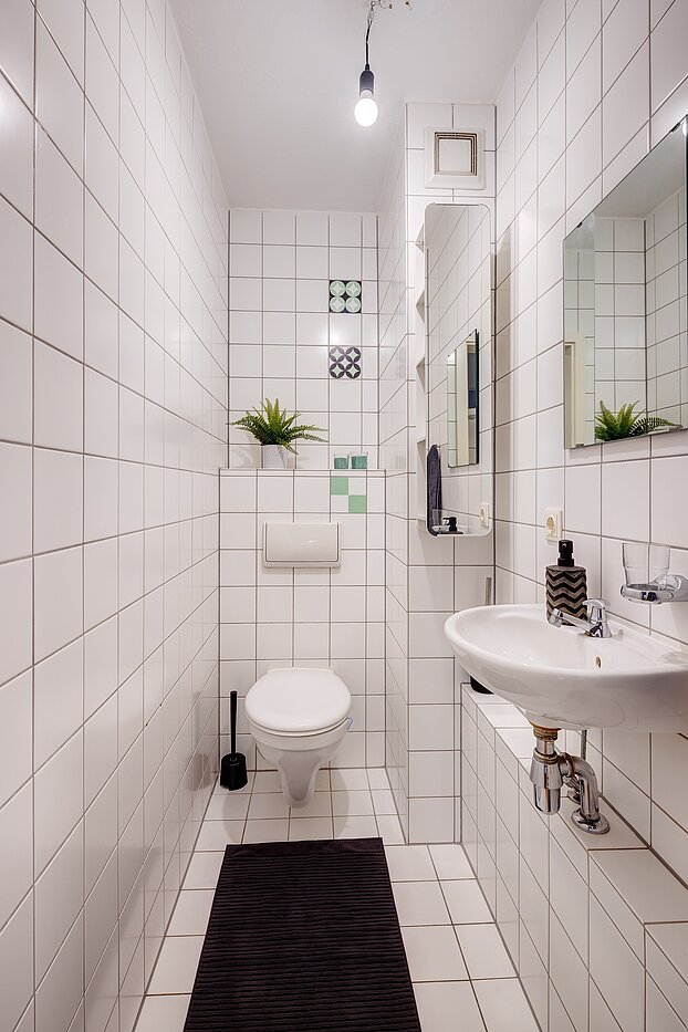多层公寓 与 3 房间 | München-Bogenhausen | 70085 | Separates Gäste-WC