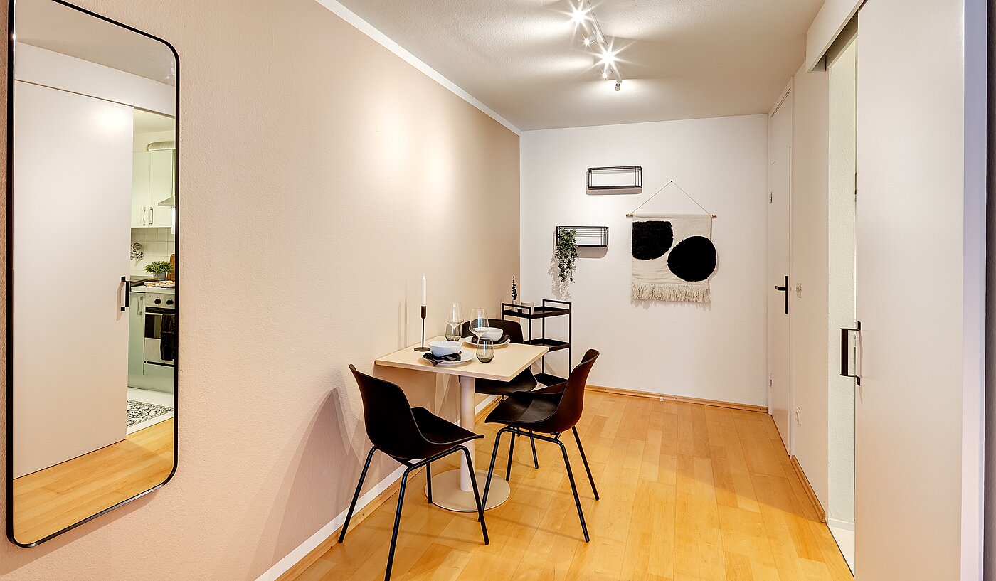 多层公寓 与 1 房间 | München-Maxvorstadt | 70132 | Ansprechende Essecke