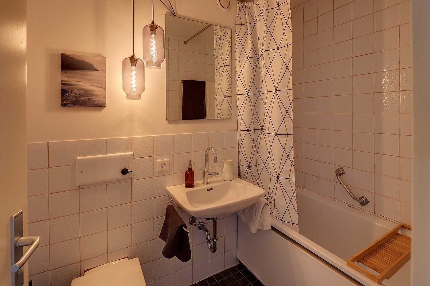 多层公寓 与 1 房间 | München-Au | 2211ML1 | Badezimmer mit Wanne und...