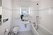 多层公寓 与 3.5 房间 | München-Bogenhausen | 703052 | Bad en Suite | Thumbnail