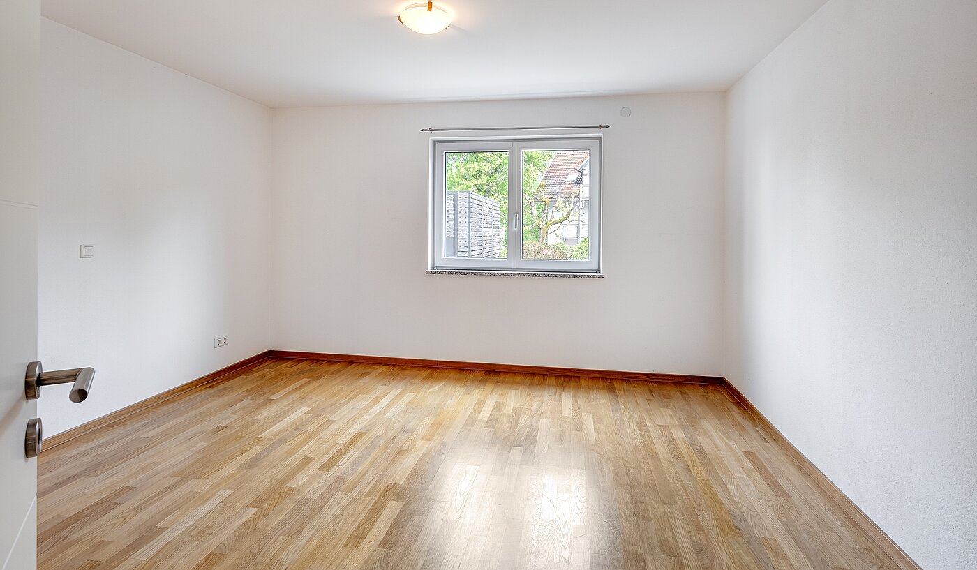 多层公寓 与 3 房间 | Gauting | 70116 | Großes Schlafzimmer