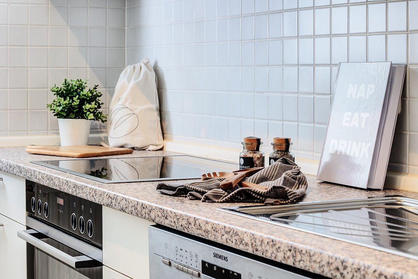 多层公寓 与 3 房间 | München-Oberföhring | 70246