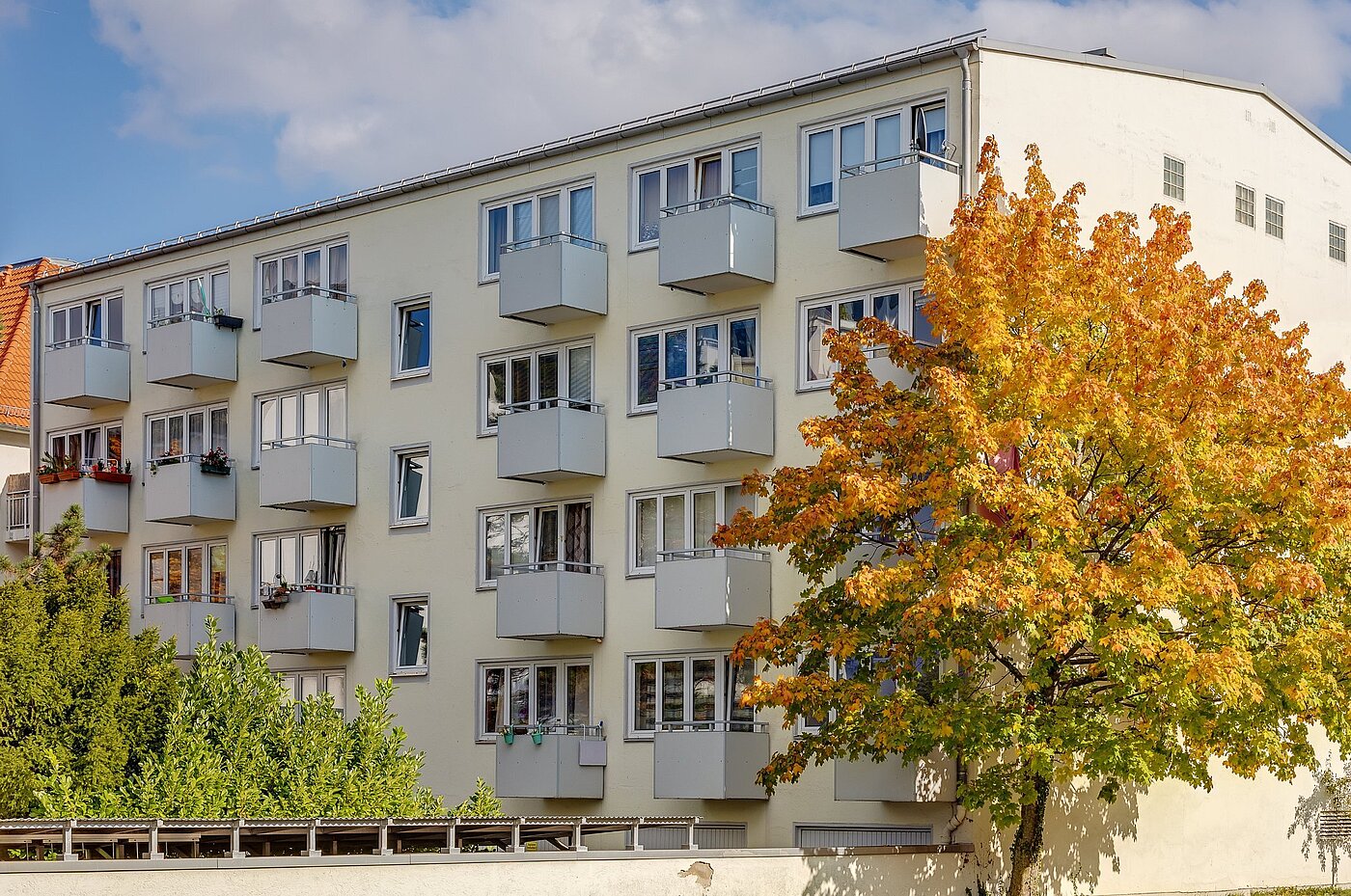 多层公寓 与 1 房间 | München-Neuhausen | 2010ML6 | Fassadenansicht