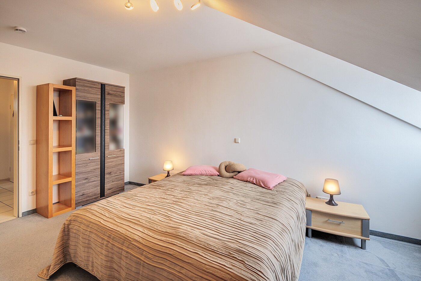 多层公寓 与 2 房间 | Poing | 70373 | ...mit viel Stellfläche