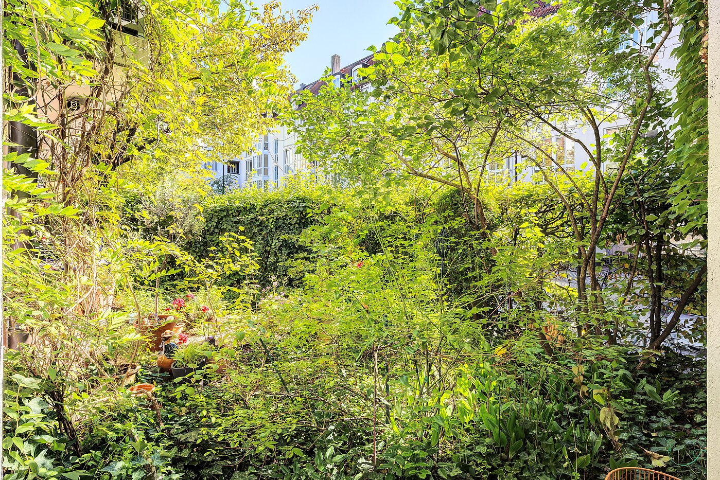 多层公寓 与 1 房间 | München-Schwabing | 70249 | ...eingewachsenem Gärtchen