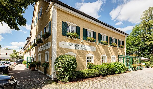 顶层公寓 与 3.5 房间 | München-Oberföhring | 70237 | Freisinger Hof