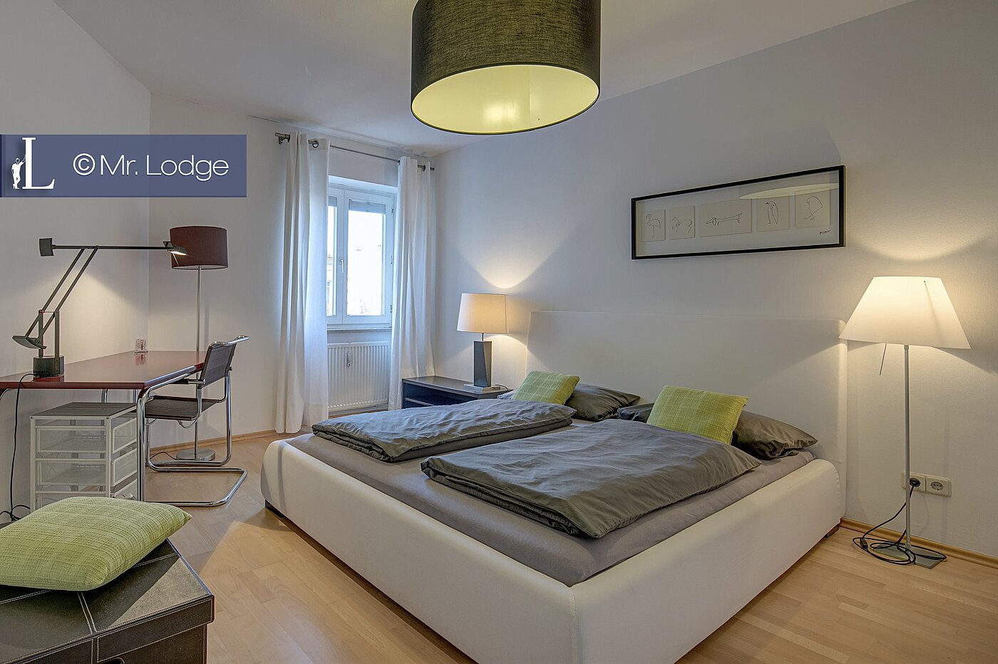 多层公寓 与 2 房间 | München-Lehel | 1605ML6 | Schlafzimmer mit Arbeitsplatz