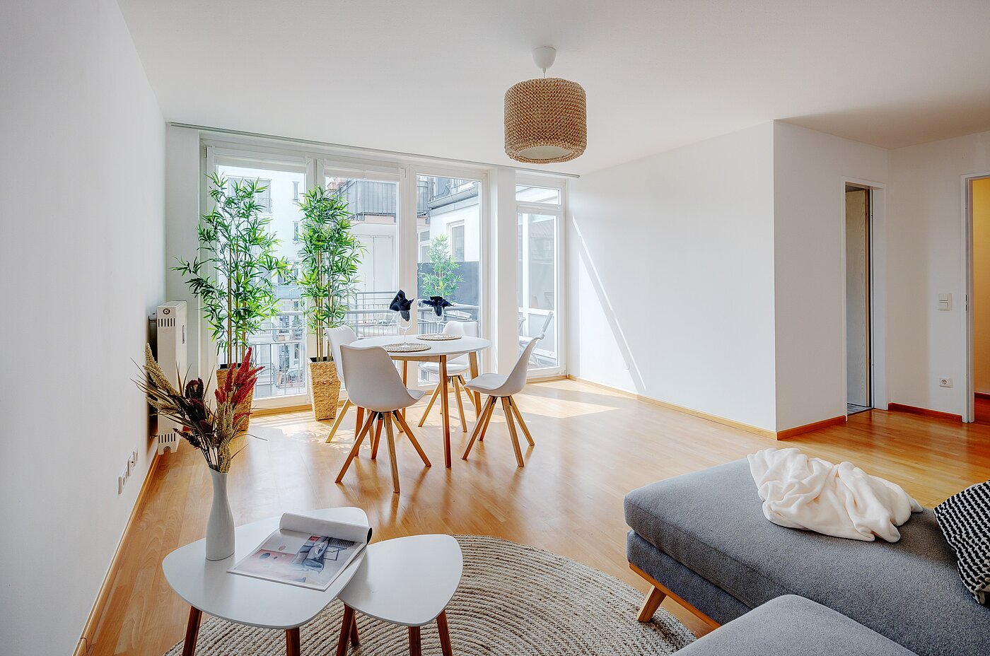 多层公寓 与 2 房间 | München-Obersendling | 70039 | Bodentiefe Fenster bieten viel Licht