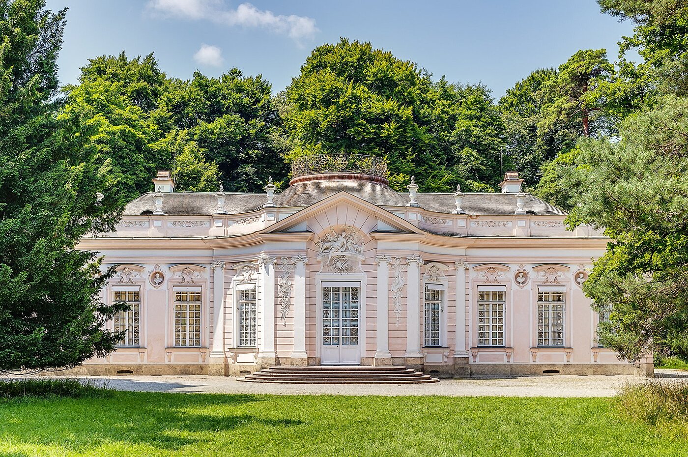 多层公寓 与 2 房间 | München-Nymphenburg | 2107ML3 | lädt zum Spazieren und...