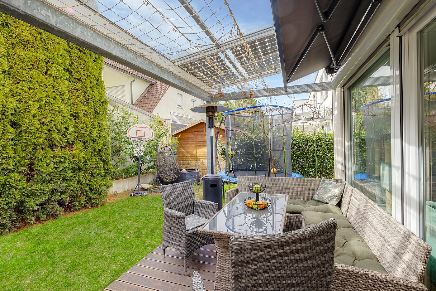 联排别墅 与 5 房间 | Unterföhring | 70119 | Platz zum Spielen