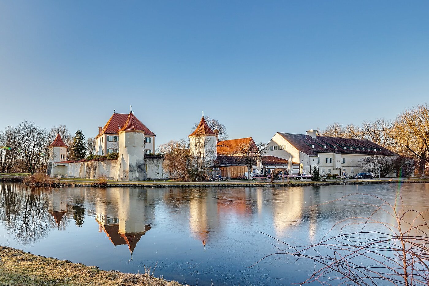 联排别墅 与 6 房间 | München-Pasing | 2007ML5 | Schloss Blutenburg in der Nähe