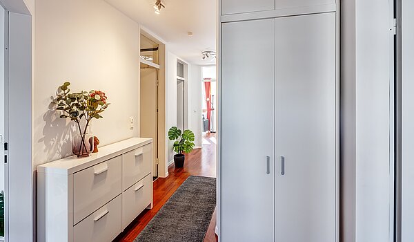 多层公寓 与 3 房间 | München-Schwabing | 2202ML12 | ...mit viel Stauraum