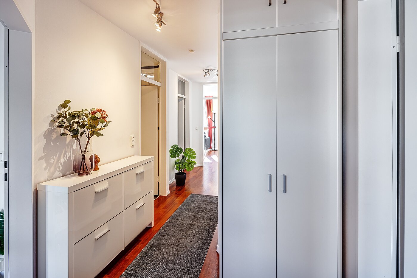 多层公寓 与 3 房间 | München-Schwabing | 2202ML12 | ...mit viel Stauraum