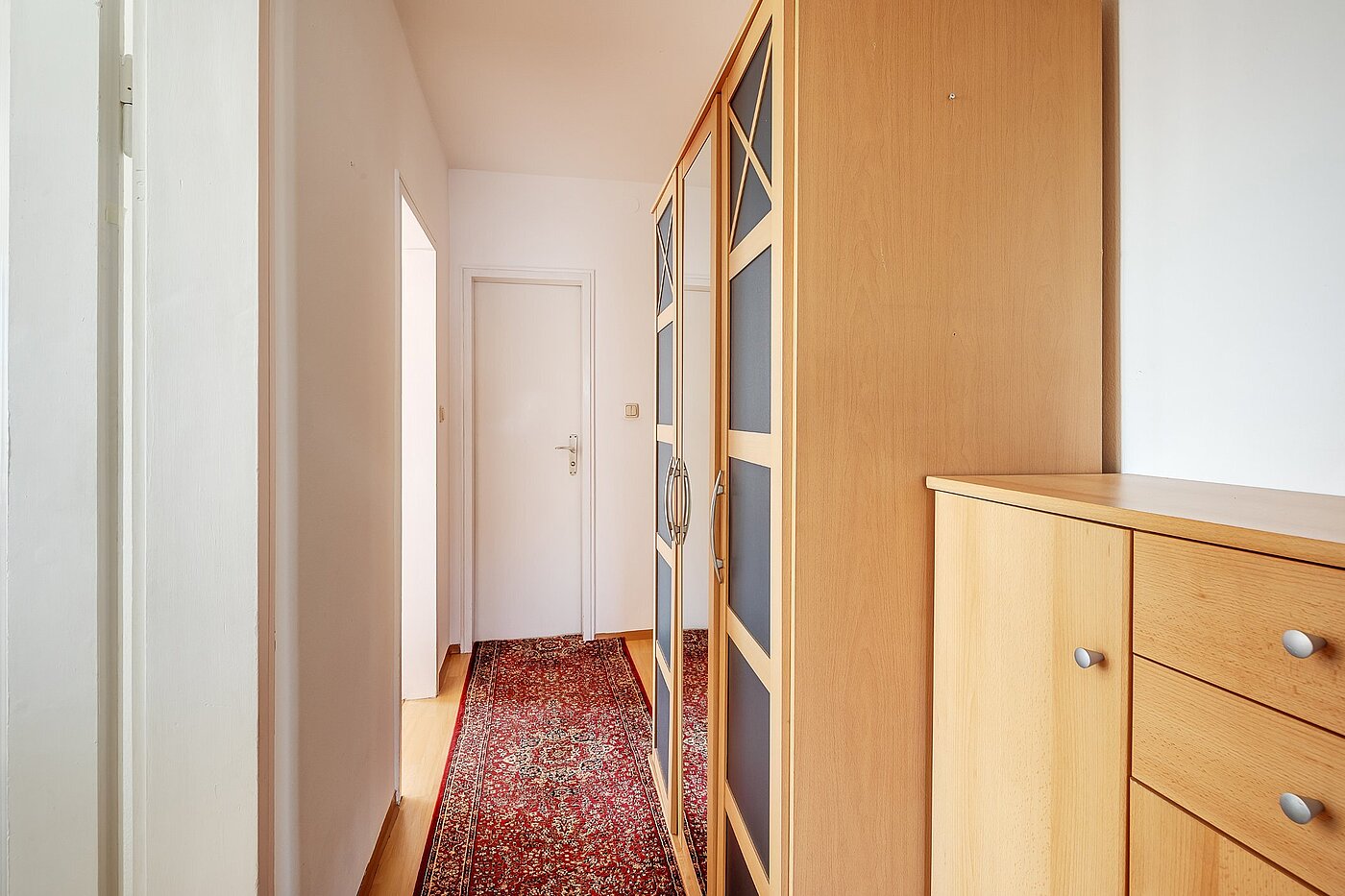 多层公寓 与 2 房间 | München-Sendling-Westpark | 2003ML10 | Flur mit Garderobe