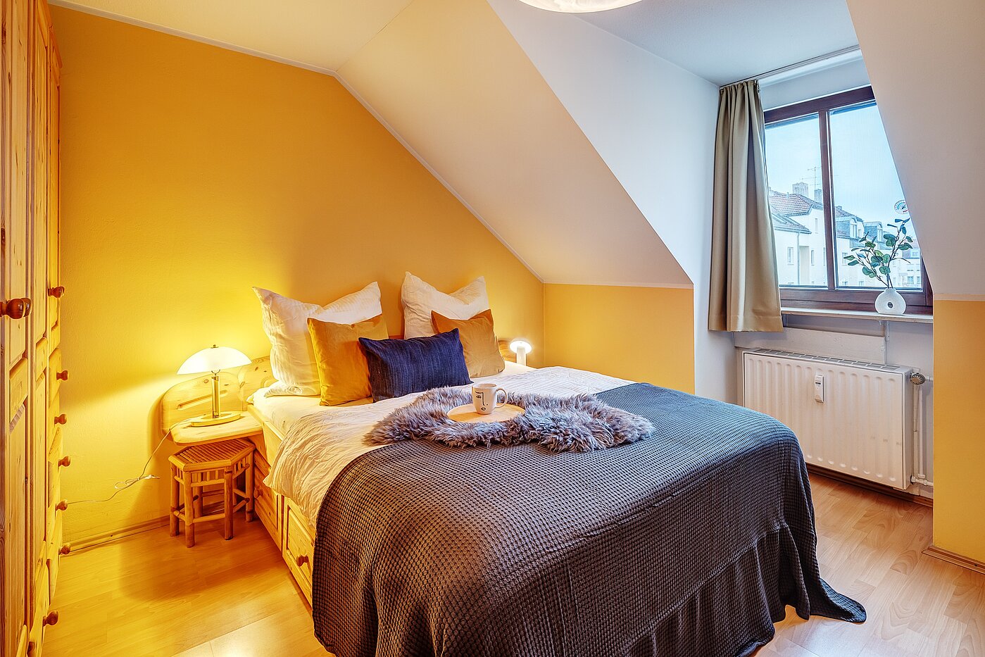 多层公寓 与 2 房间 | Germering | 70029 | Großes Schlafzimmer