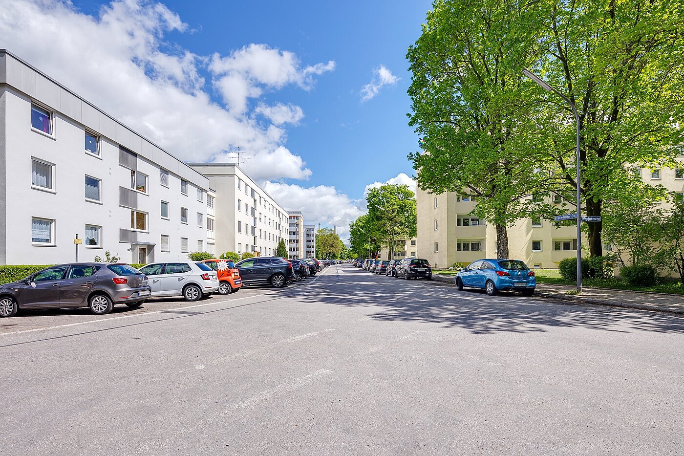 多层公寓 与 1 房间 | München-Oberföhring | 2104ML2 | Blick i.d. Franz-Wolter-Straße