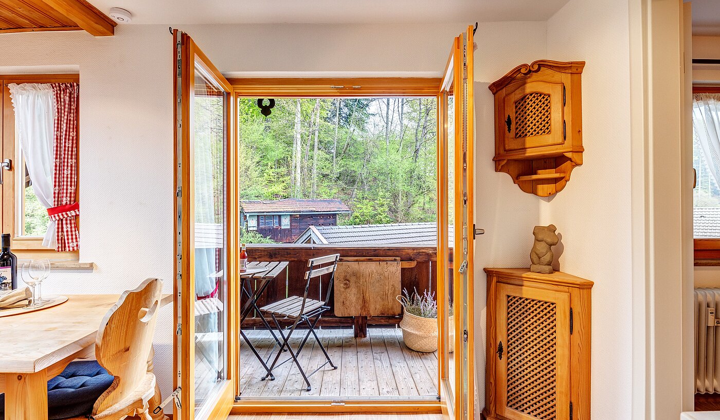 阁楼公寓 与 2 房间 | Bad Wiessee | 70017 | Zugang zum Balkon