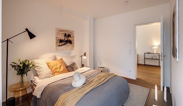 露台公寓 与 2 房间 | München-Harlaching | 70372 | Schlafen 1