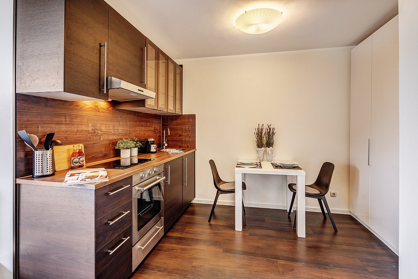 多层公寓 与 2 房间 | München-Bogenhausen | 2206ML3 | Kleiner Essplatz