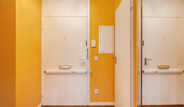 多层公寓 与 2 房间 | München-Bogenhausen | 70287 | Eingangsbereich...
