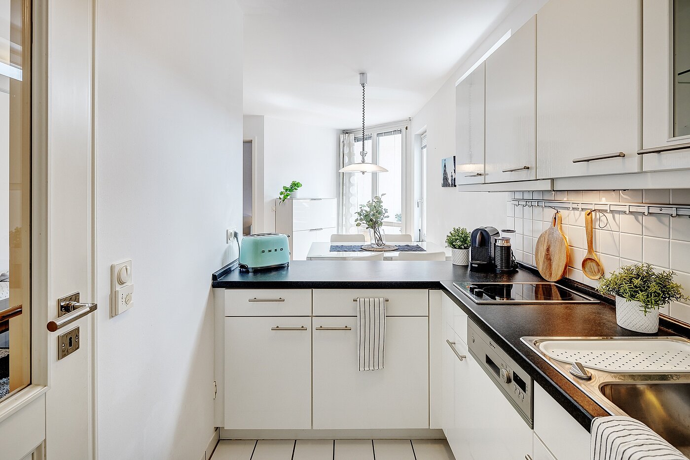 多层公寓 与 1.5 房间 | München-Schwabing | 2205ML81 | Integrierte Apartmentküche...