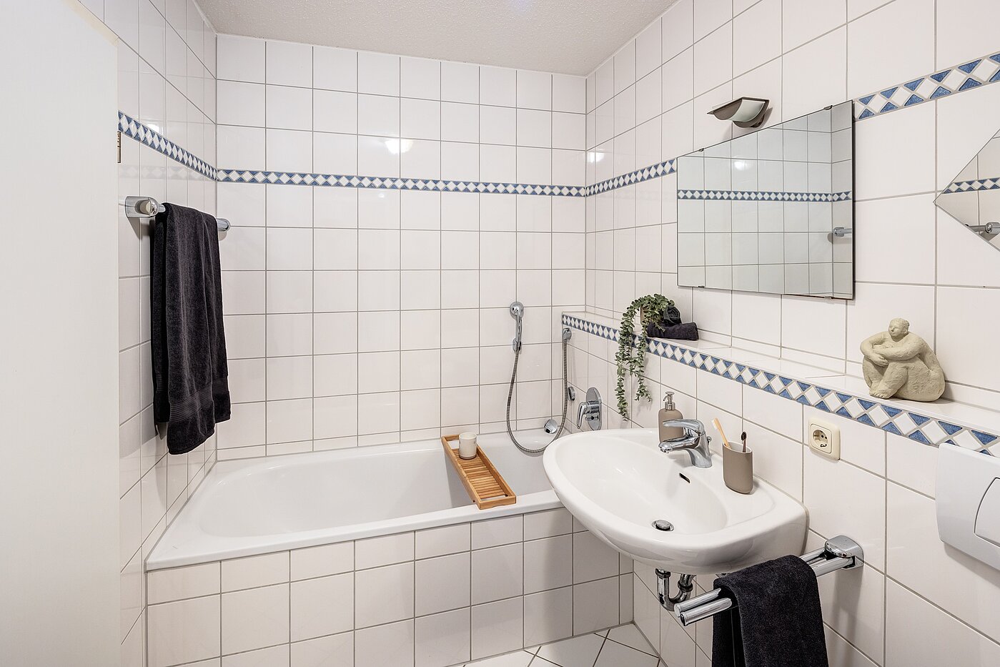 复式公寓 与 3.5 房间 | München-Trudering | 70238 | Bad mit Badewanne...