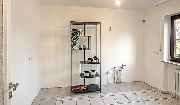 排式中层住宅 与 5 房间 | Unterschleißheim | 70187 | ... und Fenster