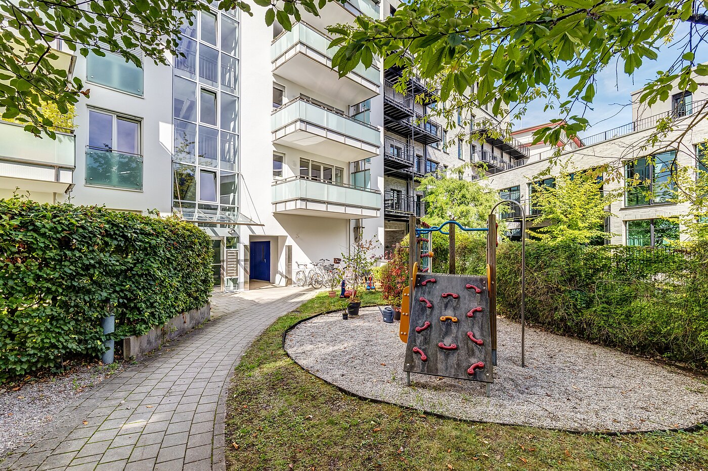多层公寓 与 3 房间 | München-Neuhausen | 70489 | Ruhig und Gepflegt