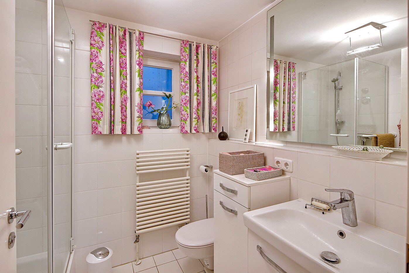 一楼公寓 与 2 房间 | München-Obermenzing | 70280 | zweites Bad