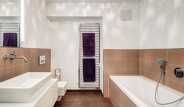 多层公寓 与 3 房间 | München-Schwabing | 1511ML1 | Badezimmer