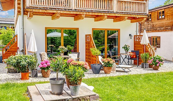 多层公寓 与 6 房间 | 70095 | ...sowie sonniger Terrasse