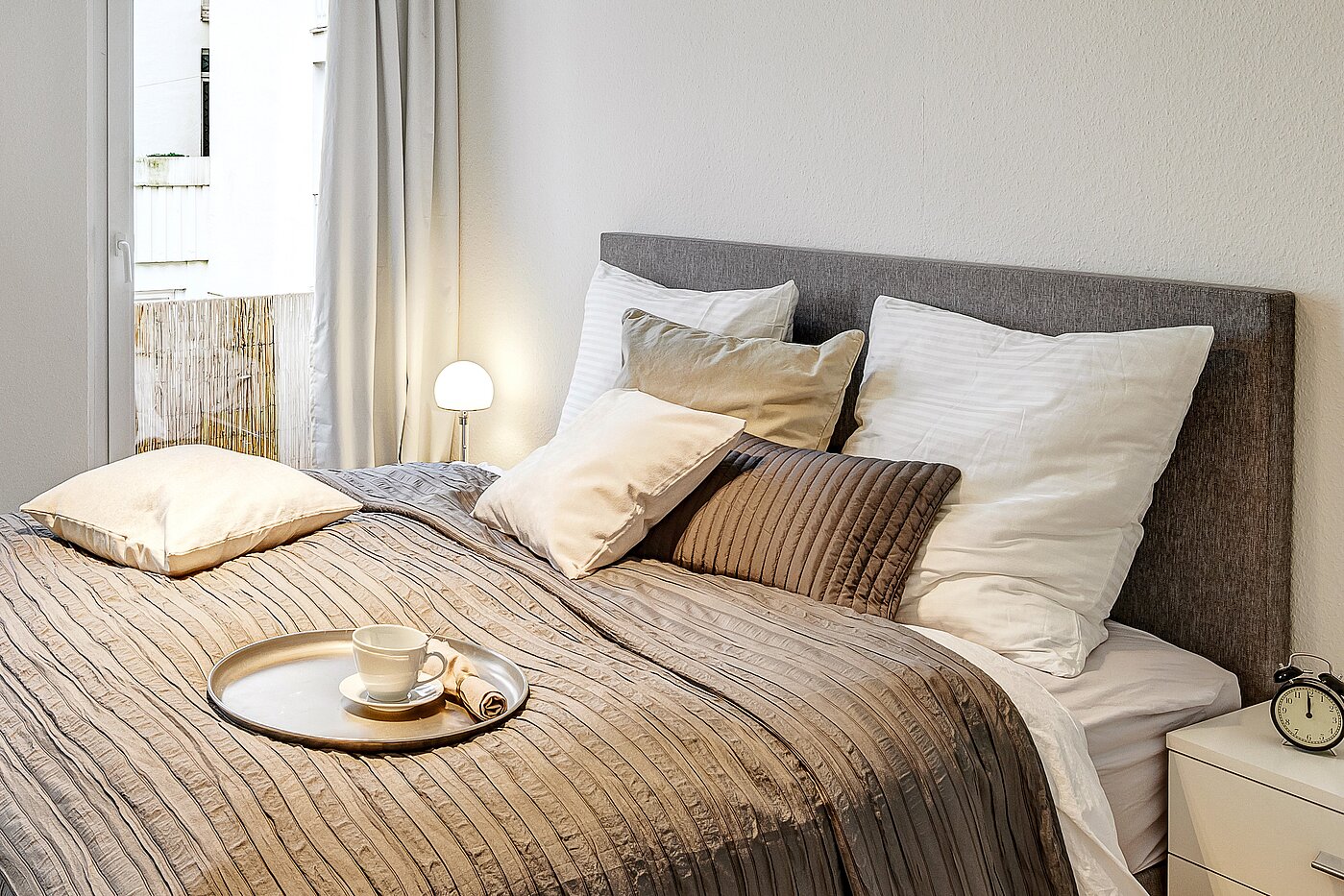 多层公寓 与 3 房间 | München-Maxvorstadt | 2203ML31 | ...Schlafzimmer