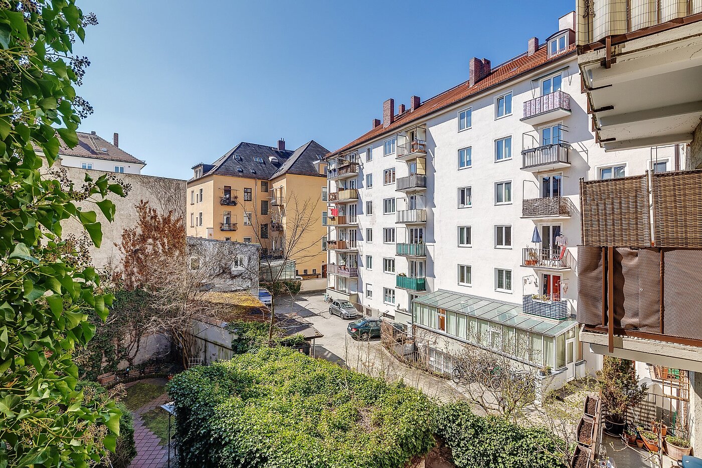 多层公寓 与 2 房间 | München-Untergiesing | 2003ML12 | Ausblick zum ruhigen Innenhof