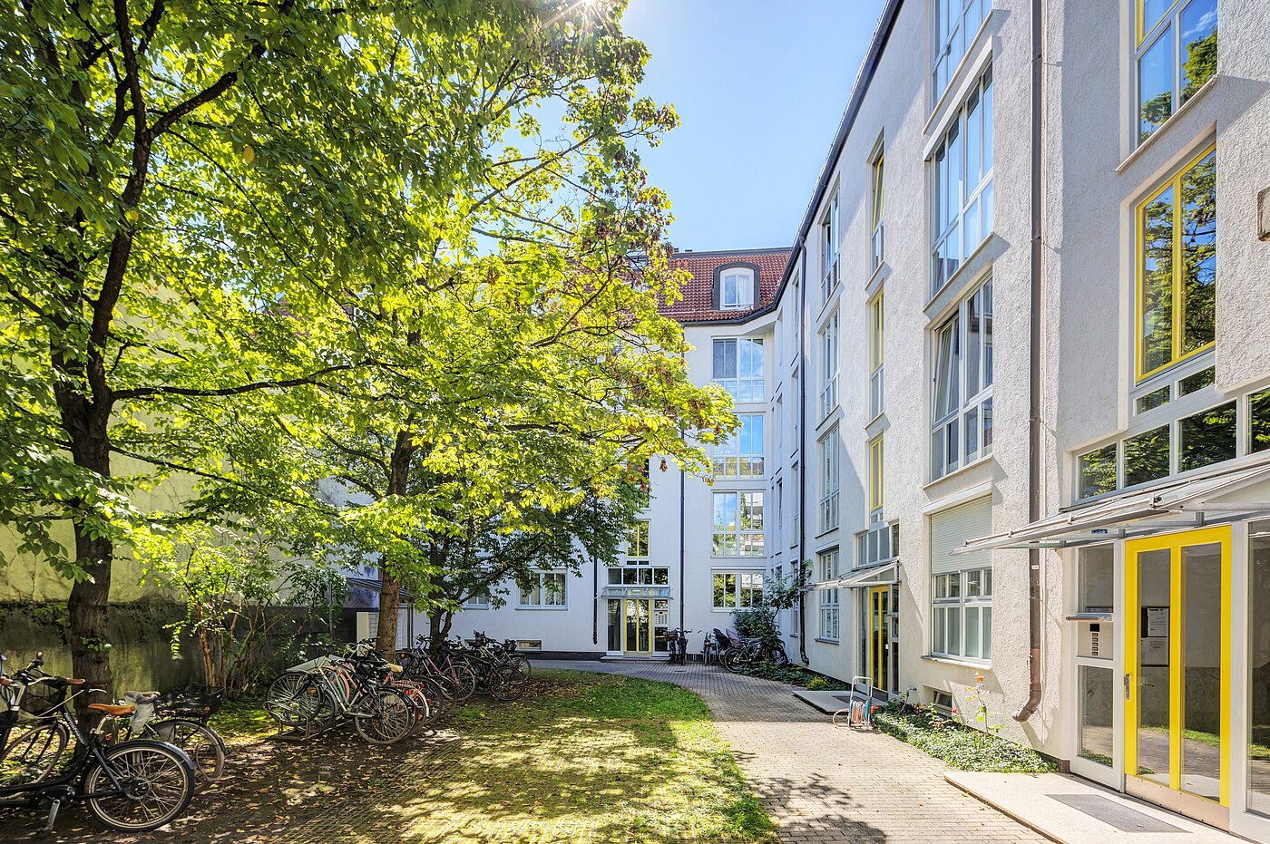 多层公寓 与 1 房间 | München-Schwabing | 70249 | Hauseingang