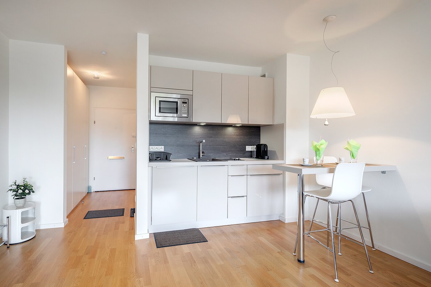 公寓 与 1 房间 | München-Solln | 70499 | ...angenehmes Wohnambiente