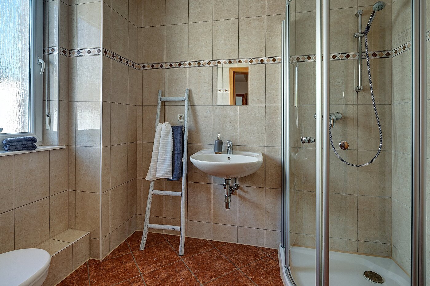 多层公寓 与 5 房间 | München-Aubing | 1804ML3 | Duschbad im EG