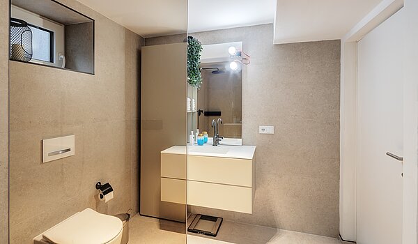 排角屋 与 6 房间 | München-Trudering | 70191 | ...Duschbad