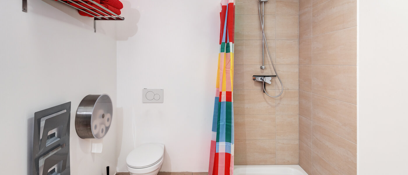 独户住宅 Olching 02 第三卫生间 10562