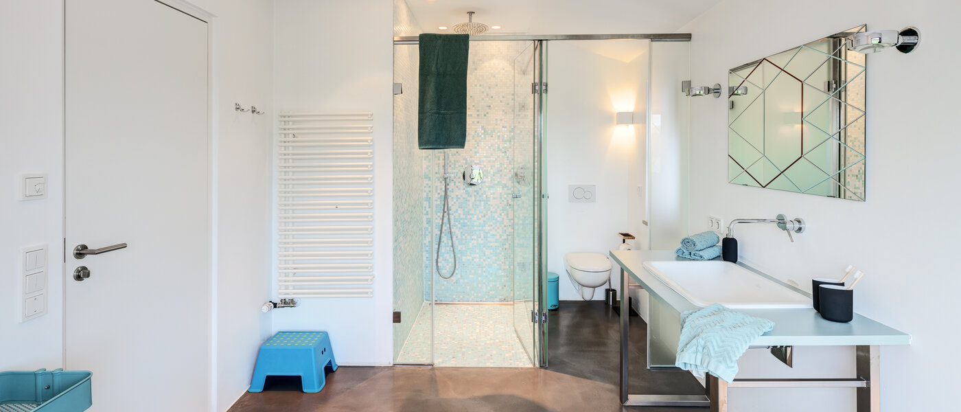 独户住宅 Olching 04 第一卫生间 10562