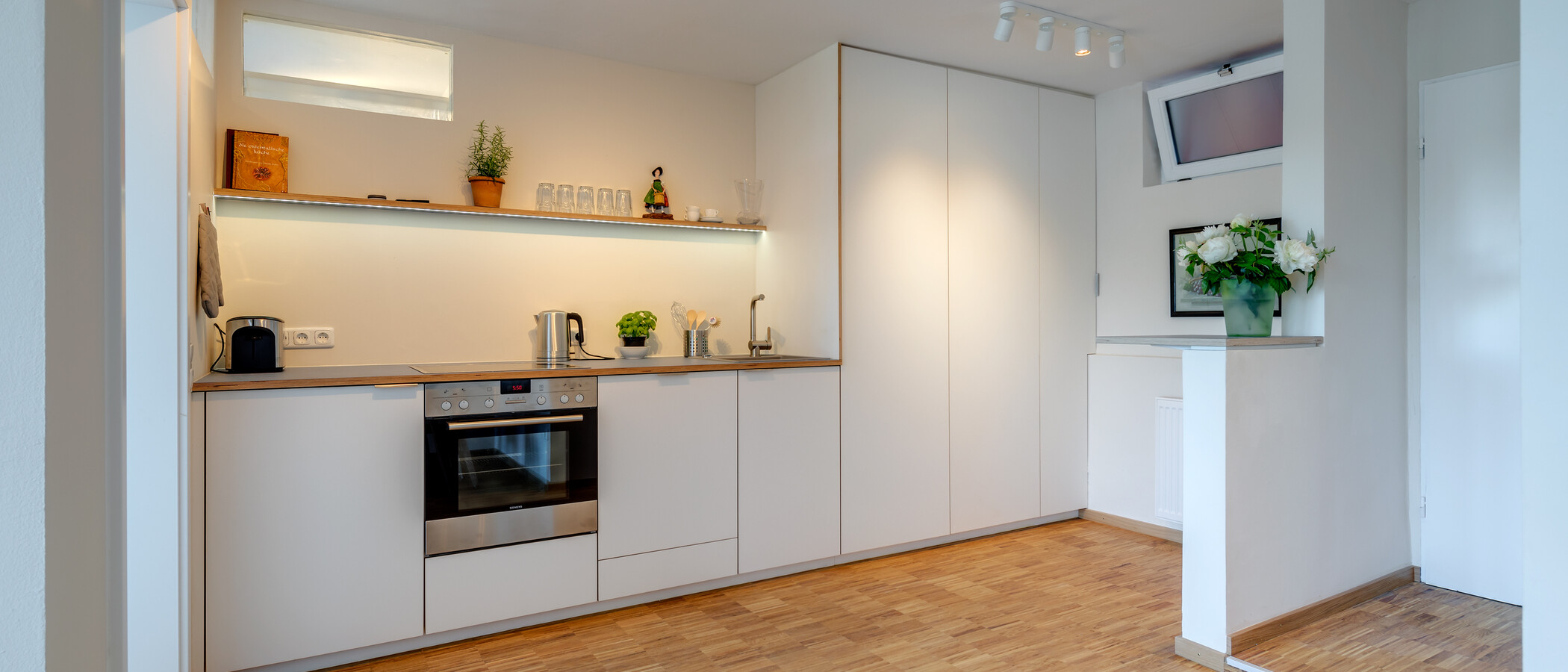 屋顶露台公寓 München Bogenhausen 01 厨房 11076