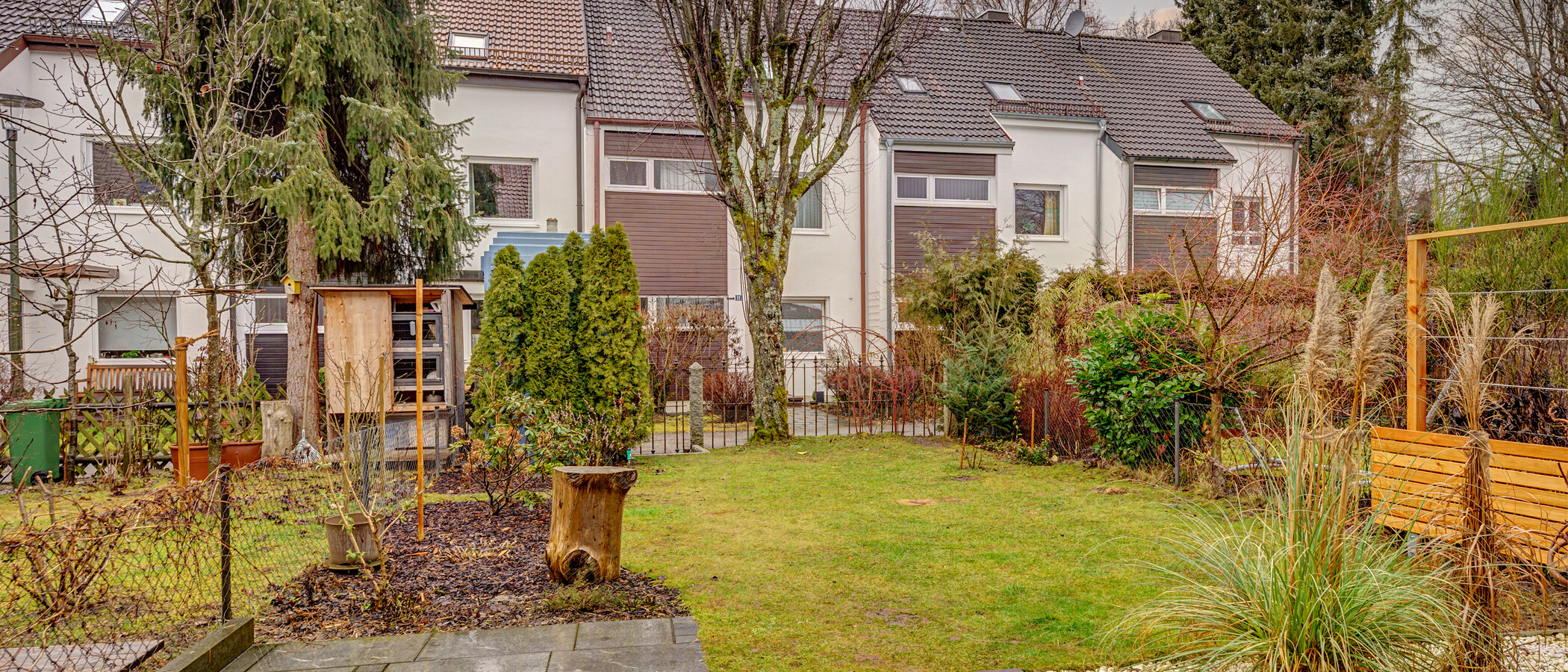 联排中间别墅 Baldham Vaterstetten 01 花园 12473