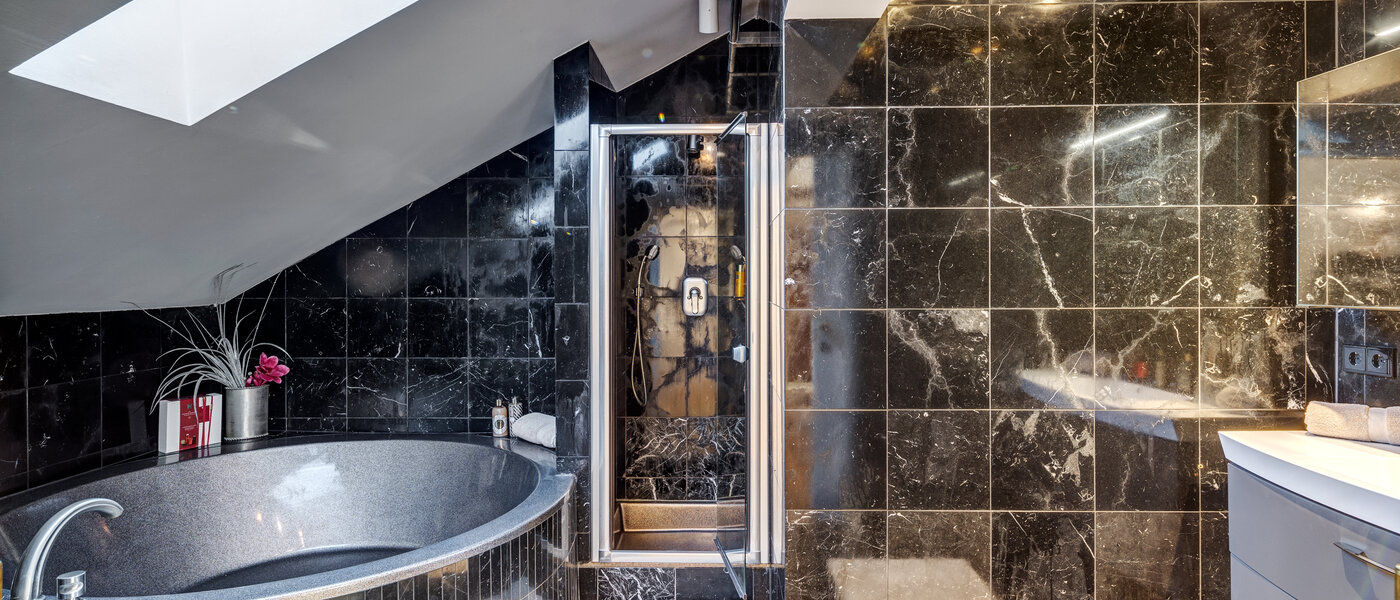 房子 Baldham 03 第一卫生间 12920