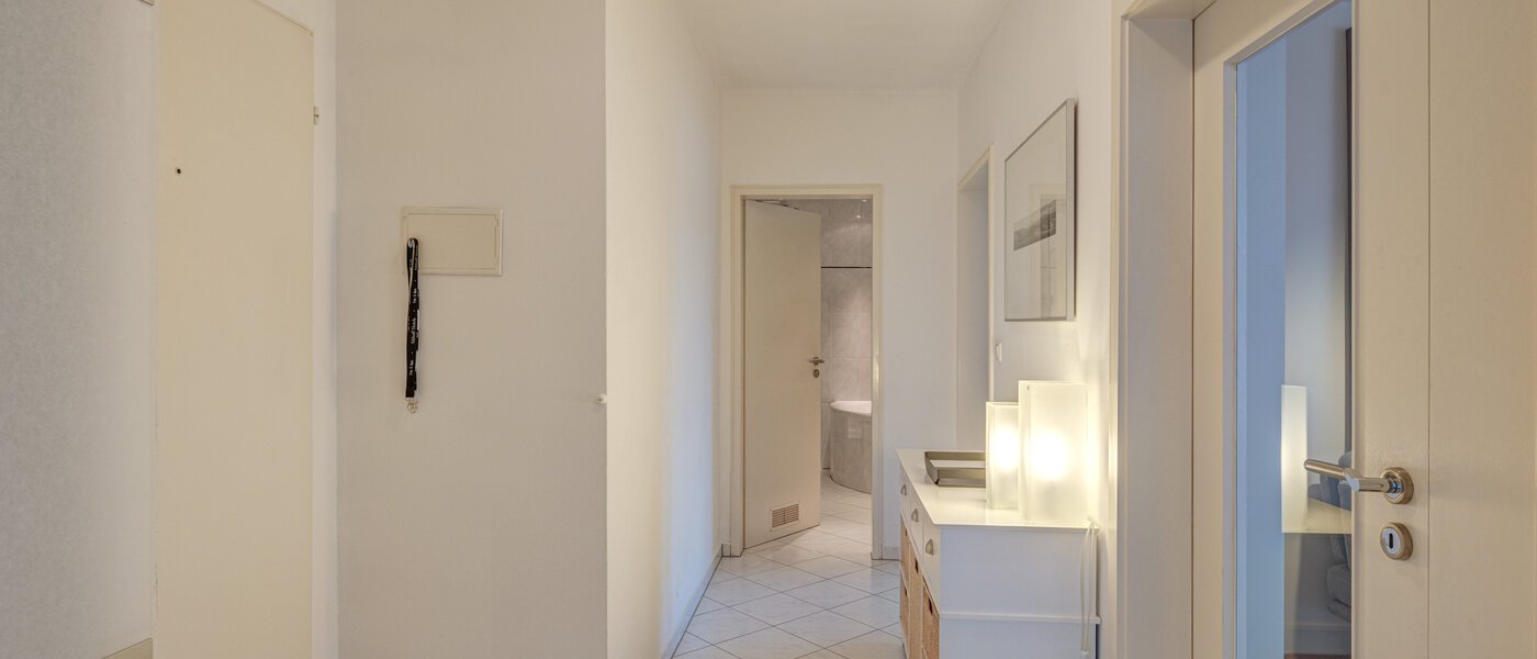 屋顶露台公寓 München Moosach 01 门厅 13292