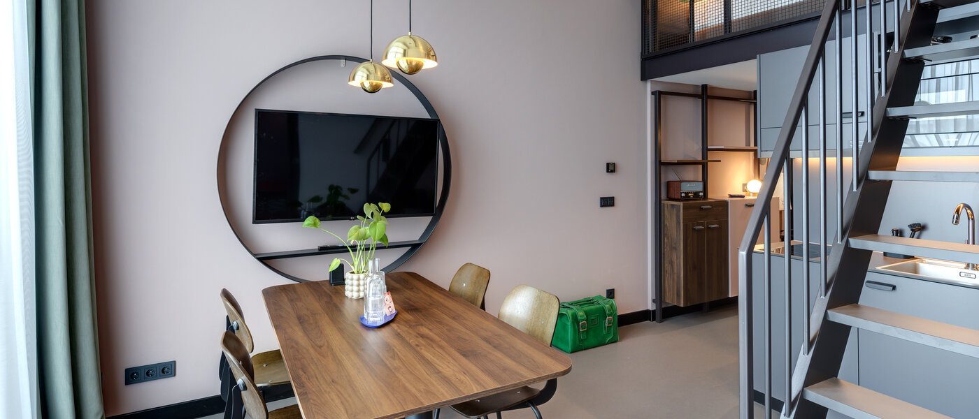 复式公寓 München Neuperlach 01 用餐区 13534