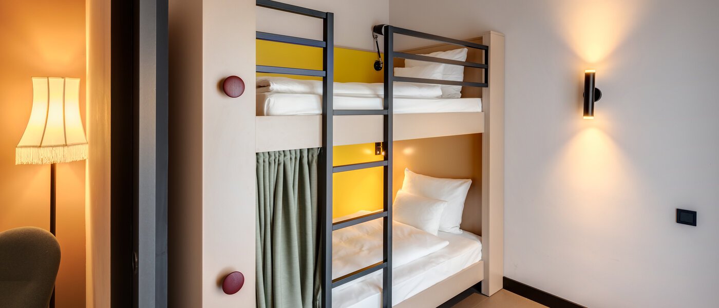 复式公寓 München Neuperlach 01 第二卧室 13536